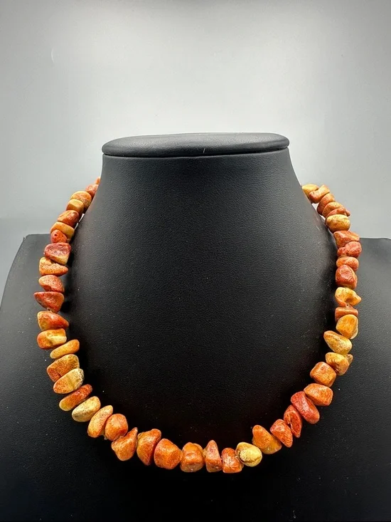 Sponge Coral Necklace - Picture 1 of 4